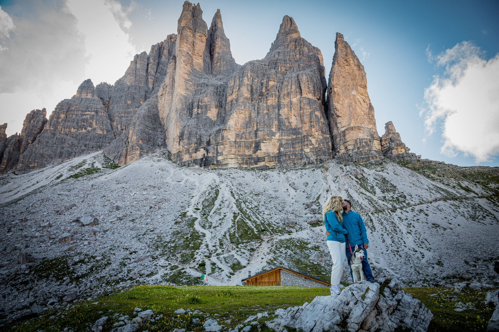 Un giorno tra le nuvole. Il prenozze di Fulvia e Paolo alle Tre Cime.