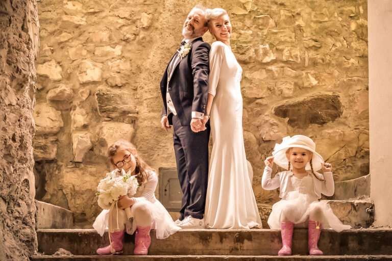 Da una generazione all’altra: perché le fotografie di matrimonio sono un’eredità emotiva.